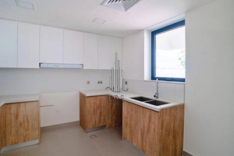 Townhouse til salg i Yas Island, Abu Dhabi, UAE 3 soveværelser, 166.4 kvm № 521179 - foto 20
