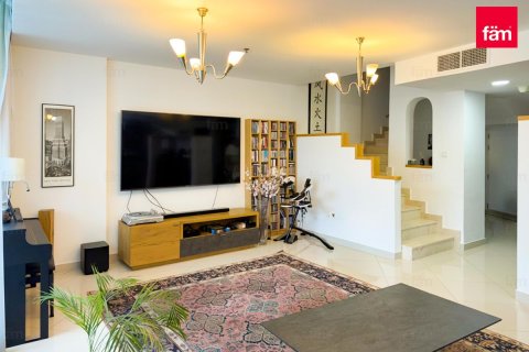 Lägenhet till försäljning i Dubai Marina, Dubai, UAE 3 sovrum, 219.6 kvm Nr. 699751 - fotografi 3