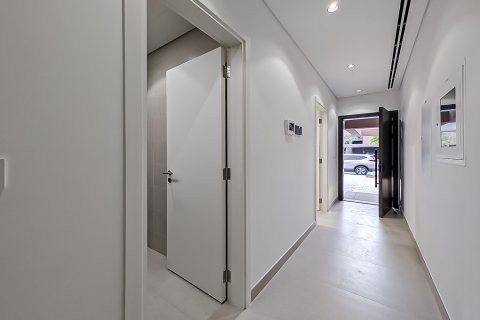 Villetta a schiera in vendita a Tilal City, Sharjah, EAU 2 camere da letto, 182.28 mq. № 749382 - foto 7
