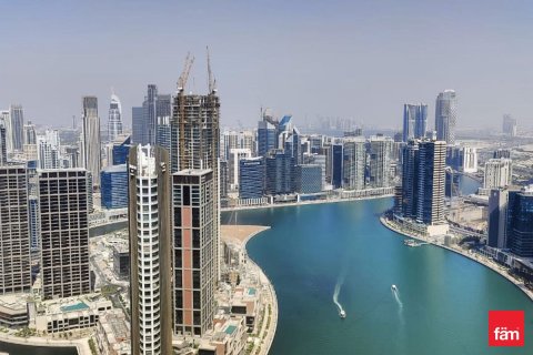 Appartamento a Business Bay, Dubai, EAU 2 camere da letto, 118 mq. № 726767