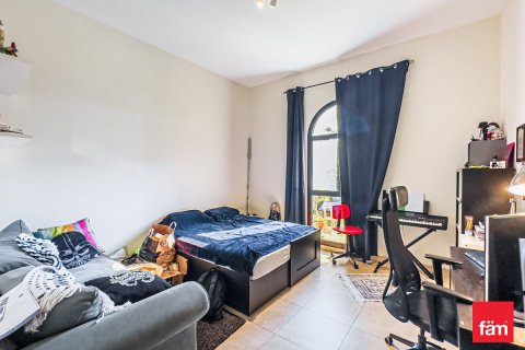 Villetta a schiera in vendita a Dubai, EAU 4 camere da letto, 380.7 mq. № 726770 - foto 7