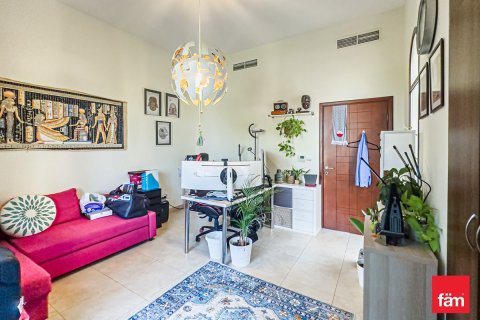 Villetta a schiera in vendita a Dubai, EAU 4 camere da letto, 380.7 mq. № 726770 - foto 19