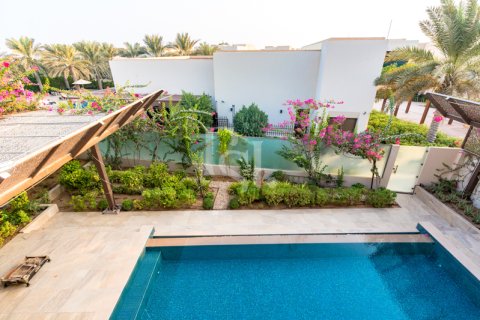 Willa na sprzedaż w Saadiyat Island, Abu Dhabi, ZEA 7 sypialnie, 982 mkw., nr 716264 - zdjęcie 3