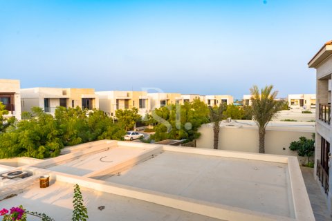 Willa na sprzedaż w Saadiyat Island, Abu Dhabi, ZEA 7 sypialnie, 982 mkw., nr 716264 - zdjęcie 9