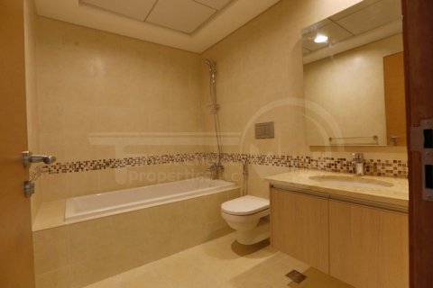 Huoneisto Yas Island, Abu Dhabi, Arabiemiraatit 2 makuuhuonetta, 120.4 m2 № 406904 - kuva 10
