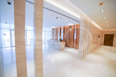 Huoneisto Yas Island, Abu Dhabi, Arabiemiraatit 2 makuuhuonetta, 120.4 m2 № 406904 - kuva 13