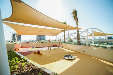 Al Raha Beach, Abu Dhabi, BAE’de kiralık daire 2 yatak odası, 127.6 m&sup2; No 406905 - fotoğraf 2