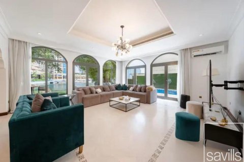 Villa a Palm Jumeirah, Dubai, EAU 4 camere da letto, 622.64 mq. № 764755