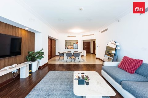 Appartamento a Palm Jumeirah, Dubai, EAU 2 camere da letto, 194.8 mq. № 710142