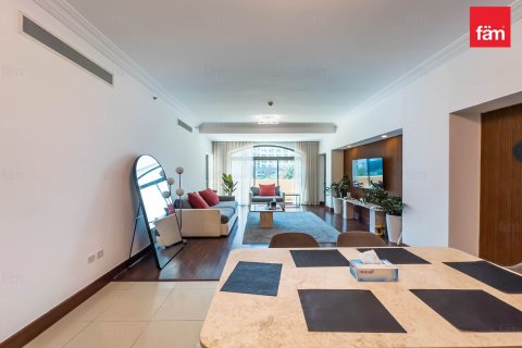 Διαμέρισμα σε Palm Jumeirah, Dubai, ΗΑΕ 2 υπνοδωμάτια, 194.8 τ.μ. Αρ. 710142 - φωτογραφία 5