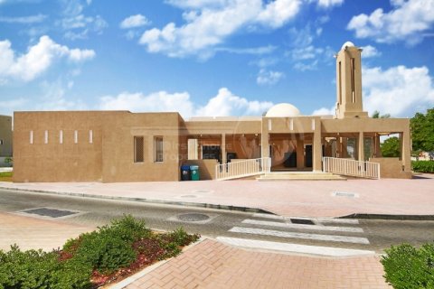 Villa en alquiler en Al Reef, Abu Dhabi, EAU 3 dormitorios, 225.2 m2 № 410373 - foto 14