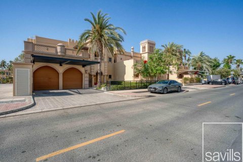Villa zur Miete in Palm Jumeirah, Dubai, VAE 3 Schlafzimmer, 423.27 m2 Nr. 747540 - Foto 18