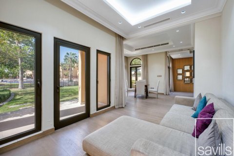 Villa zur Miete in Palm Jumeirah, Dubai, VAE 3 Schlafzimmer, 423.27 m2 Nr. 747540 - Foto 7