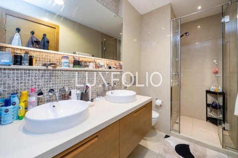 Apartamento en venta en Downtown Dubai (Downtown Burj Dubai), Dubai, EAU 2 dormitorios, 114 m2 № 627375 - foto 18