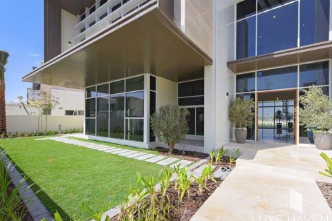 Villa à Dubai Hills Estate, Dubai, EAU: 6 chambres, 1055.38 m2 № 421244