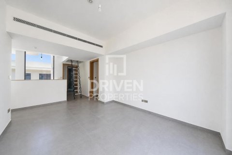 Вилла Джабаль-Али, Дубай, БАӘ-да 4 жатын бөлмелер, 636.85 м² № 757034 - фото 3