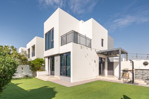 Stadthaus in Dubai Hills Estate, Dubai, VAE: 4 Schlafzimmer, 231.42 m2 Nr. 768701