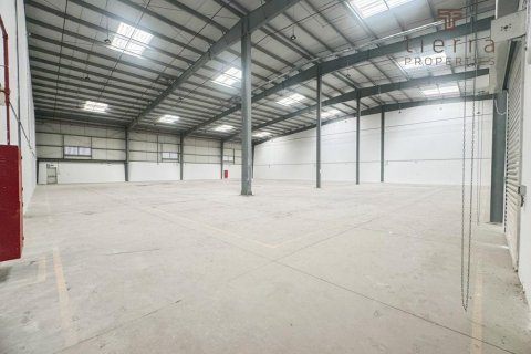 Entrepôt à louer à Jebel Ali, Dubai, EAU 5574.1 m2 № 569346 - photo 3