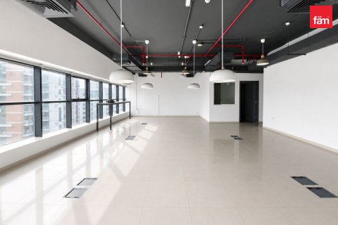 Oficina en Dubai, EAU 147 m² № 753297