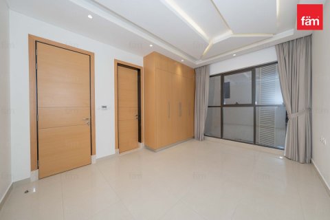 Vila di Dubai, UEA 6 kamar tidur, 474.3 m2 nomor 703988 - foto 11