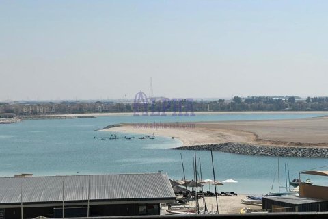 Apartament w Al Hamra Village, Ras Al Khaimah, ZEA 3 sypialnie, 223 mkw. nr 709468