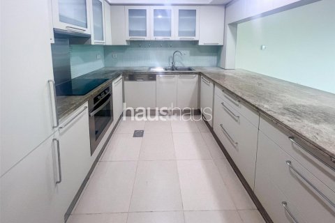 Apartemen di The Views, Dubai, UEA 1 kamar tidur, 69 m2 nomor 626710 - foto 7
