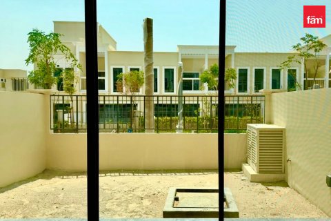 Townhouse de vânzare în Dubai, EAU 4 dormitoare, 144 mp.  №753425 - poză 5
