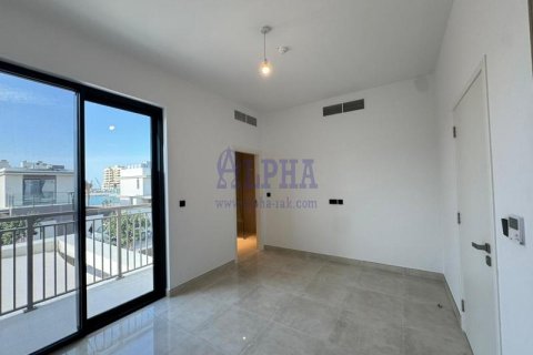 Townhouse sa Al Hamra Village, Ras Al Khaimah, UAE 2 silid-tulugan, 136.9 sq.m. № 695615 - larawan 6