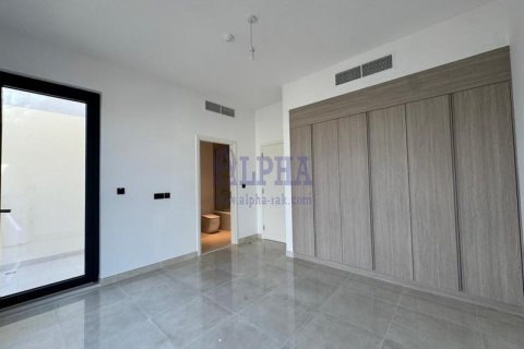 Townhouse sa Al Hamra Village, Ras Al Khaimah, UAE 2 silid-tulugan, 136.9 sq.m. № 695615 - larawan 7