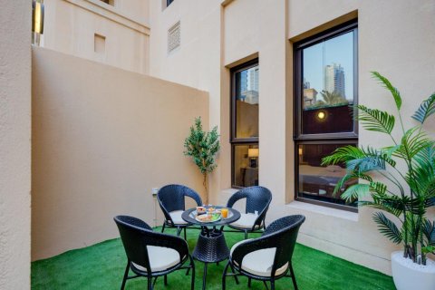 Apartament na sprzedaż w Downtown Dubai (Downtown Burj Dubai), Dubai, ZEA 1 sypialnia, 105 mkw., nr 734465 - zdjęcie 2