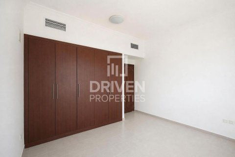 Shtëpi në qytet në Falcon City of Wonders, Dubai, Emiratet e Bashkuara Arabe 4 dhoma gjumi, 324.05 m2. № 762664 - Foto 11