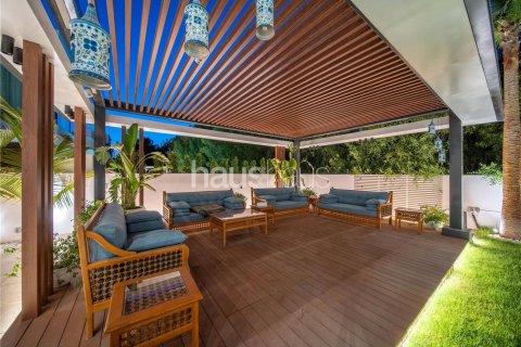Vila u gradu Al Barari, Dubai, UAE 4 spavaće sobe, 839 m2 Br. 625239 - Slika 11
