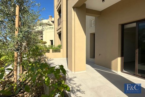 Apartemen di Umm Suqeim, Dubai, UEA 1 kamar tidur, 97 m2 nomor 704785 - foto 10