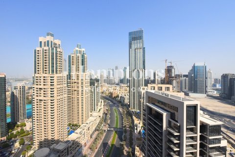 Apartment til leje i Downtown Dubai (Downtown Burj Dubai), Dubai, UAE 3 soveværelser, 184.13374600 kvm № 721414 - foto 4
