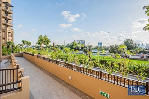 Appartement te huur in Umm Suqeim, Dubai, VAE 1 slaapkamer, 97 vr.m., nr 704780 - foto 13