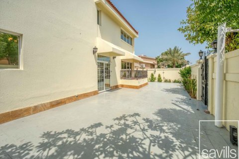 Vila v Jumeirah, Dubai, SAE 5 spální, 480.03 m2 č. 747872 - Fotografia 9