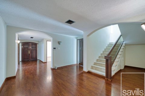 Vila v Jumeirah, Dubai, SAE 5 spální, 480.03 m2 č. 747872 - Fotografia 3