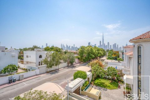 Vila v Jumeirah, Dubai, SAE 5 spální, 480.03 m2 č. 747872 - Fotografia 11