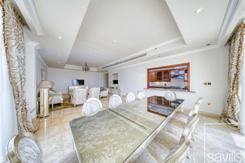 Apartment sa Palm Jumeirah, Dubai, UAE 4 silid-tulugan, 655.43 sq.m. № 758754 - larawan 3