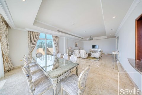 Apartment sa Palm Jumeirah, Dubai, UAE 4 silid-tulugan, 655.43 sq.m. № 758754 - larawan 2