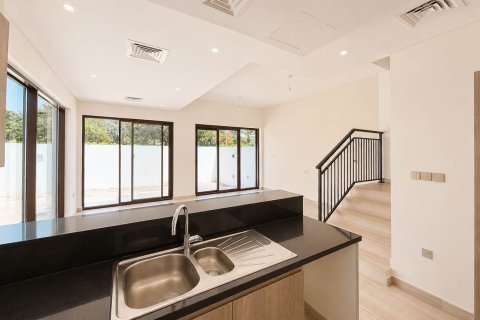 DAMAC Hills (Akoya by DAMAC), Dubai, BAE’de kiralık sıra ev 5 yatak odası, 210.45 m&sup2; No 750177 - fotoğraf 5