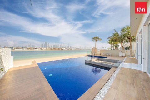 Villa en Palm Jumeirah, Dubai, EAU 5 dormitorios, 630.7 m² № 701505