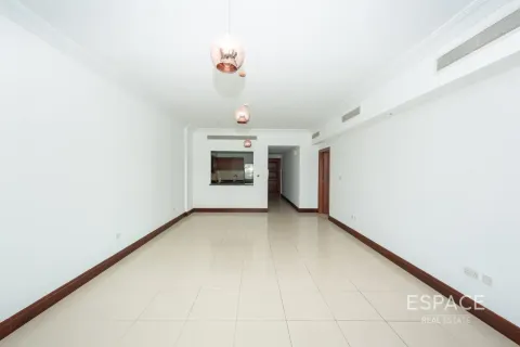 Apartment til salg i Palm Jumeirah, Dubai, UAE 1 soveværelse, 120 kvm № 737952 - foto 4