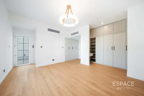 Willa na sprzedaż w Arabian Ranches, Dubai, ZEA 4 sypialnie, 232 mkw., nr 737956 - zdjęcie 13