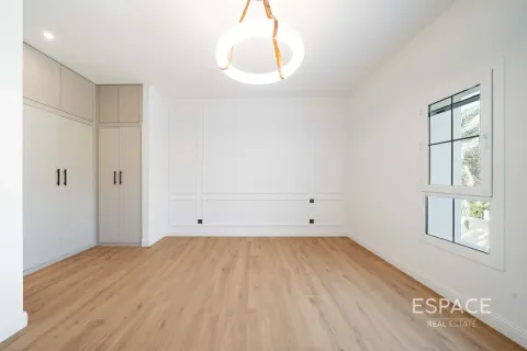 Willa na sprzedaż w Arabian Ranches, Dubai, ZEA 4 sypialnie, 232 mkw., nr 737956 - zdjęcie 14