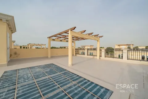 Müüa villa asukohaga Jumeirah Park, Dubai, AÜE: 4 magamistoaga, 455 m² Nr 737953 - pilt 15