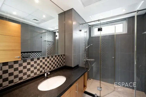 Müüa villa asukohaga Jumeirah Park, Dubai, AÜE: 4 magamistoaga, 455 m² Nr 737953 - pilt 6