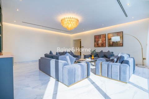 Attico a Jumeirah Lake Towers, Dubai, EAU 4 camere da letto, 442.2 mq. № 707675