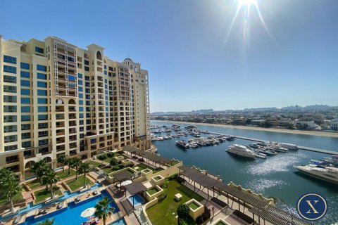 Apartemen di Palm Jumeirah, Dubai, UEA 2 kamar tidur, 161 m2 nomor 628198