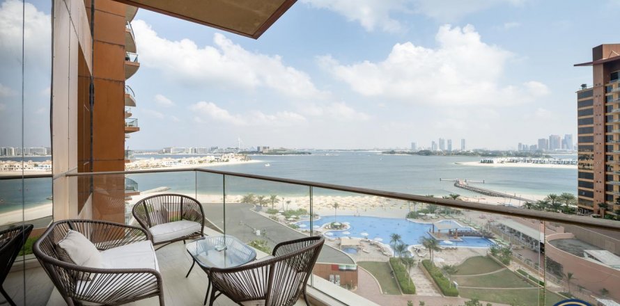 Korter asukohaga Palm Jumeirah, Dubai, AÜE: 1 magamistoaga, 120 m² Nr 628202